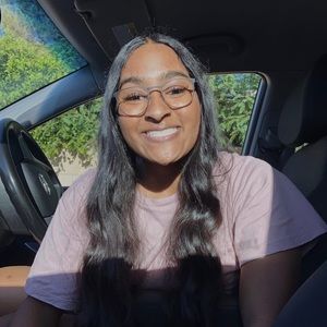 Meet your Posher, Jaila